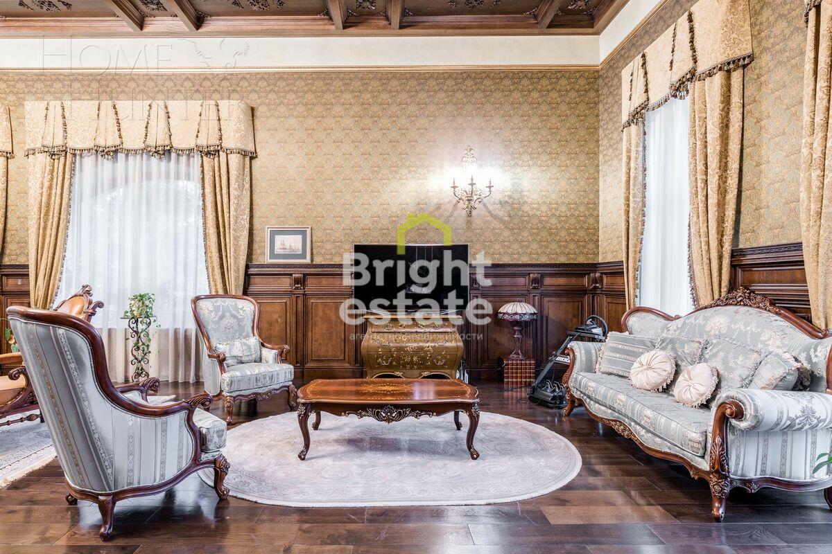 2-этажный коттедж 1 500 м² с отделкой