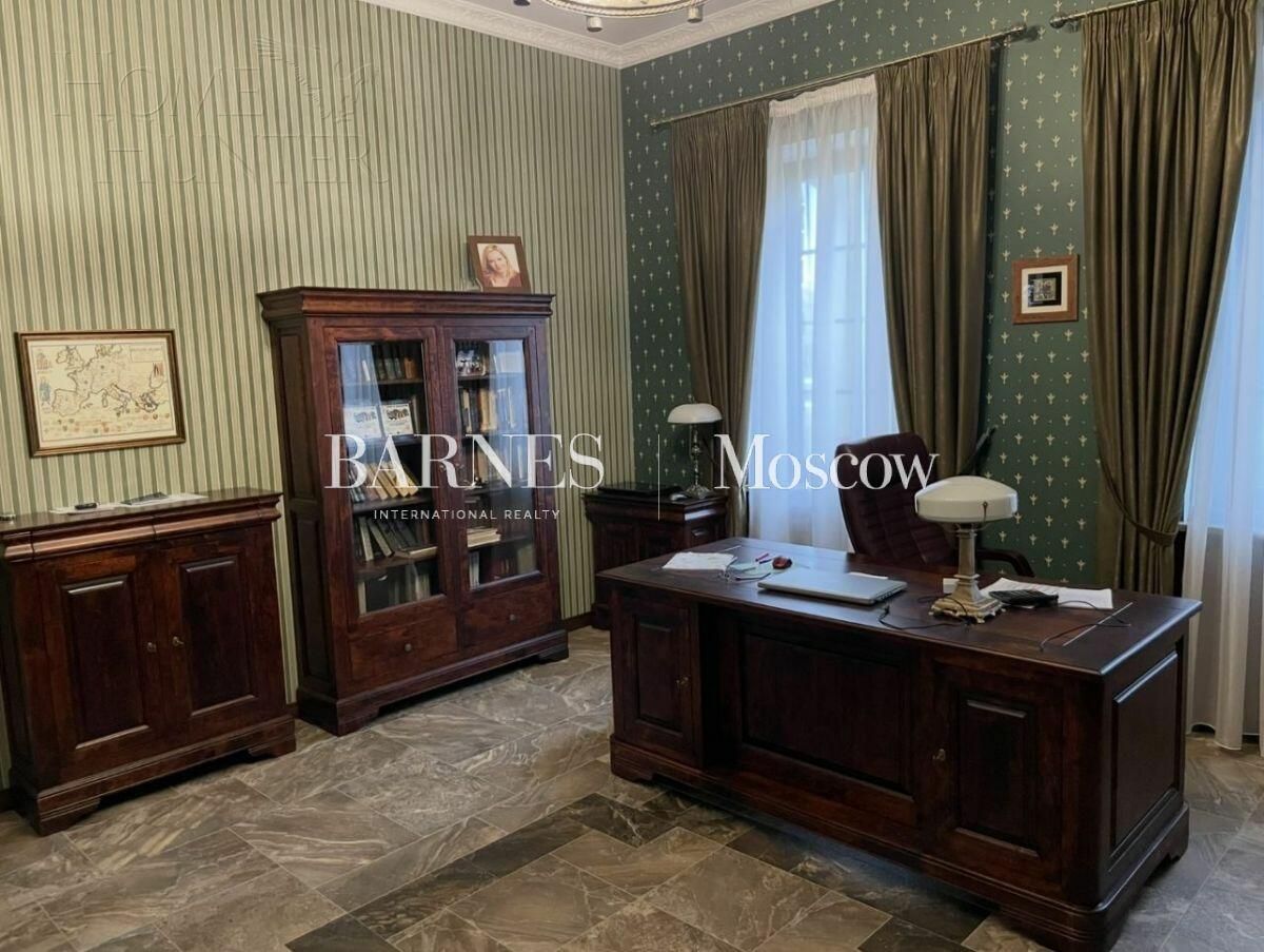 2-этажный коттедж 455 м² с отделкой