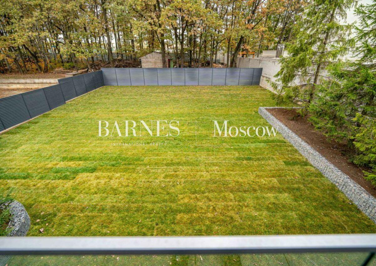 2-этажный коттедж 548 м² без отделки