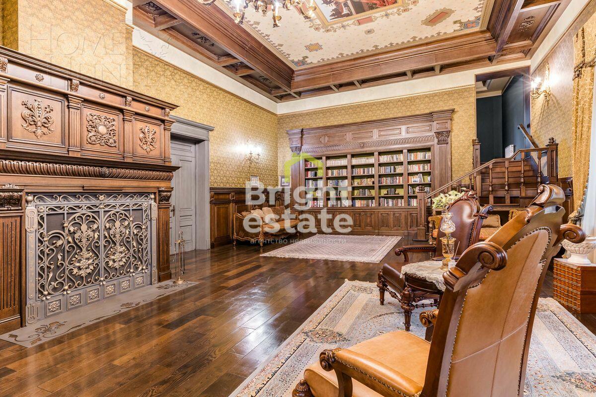 2-этажный коттедж 1 500 м² с отделкой