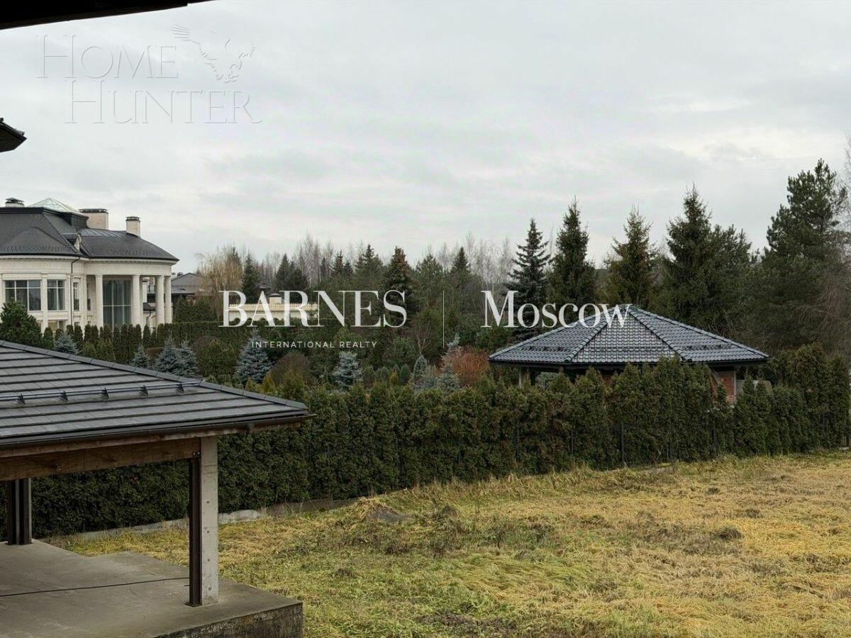 2-этажный коттедж 825 м² без отделки