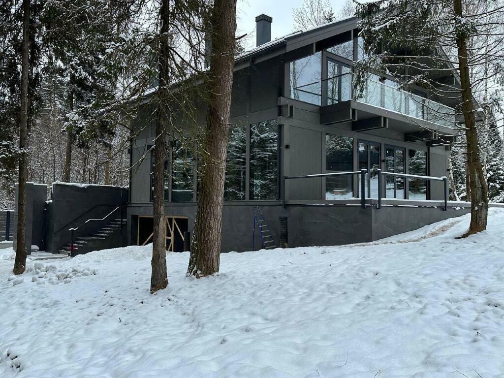 2-этажный коттедж 580 м² без отделки