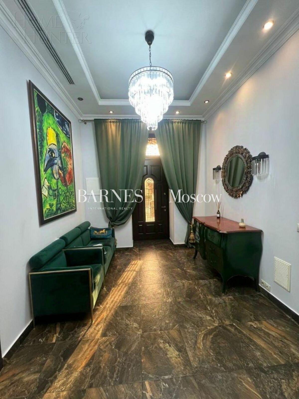 2-этажный таунхаус 440 м² с отделкой