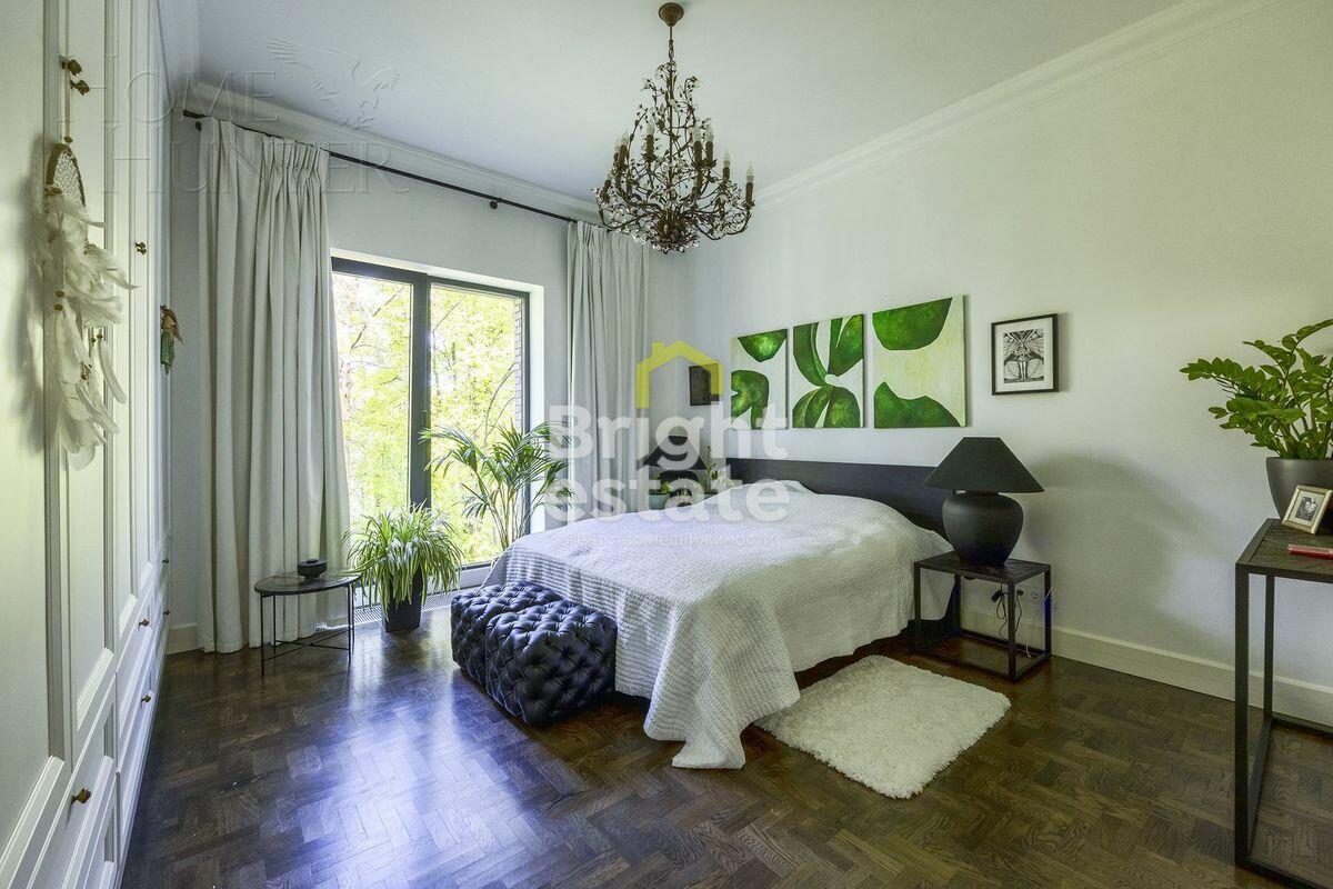 4-КОМН. КВАРТИРА С ОТДЕЛКОЙ 154 М² НА 2 ЭТАЖЕ