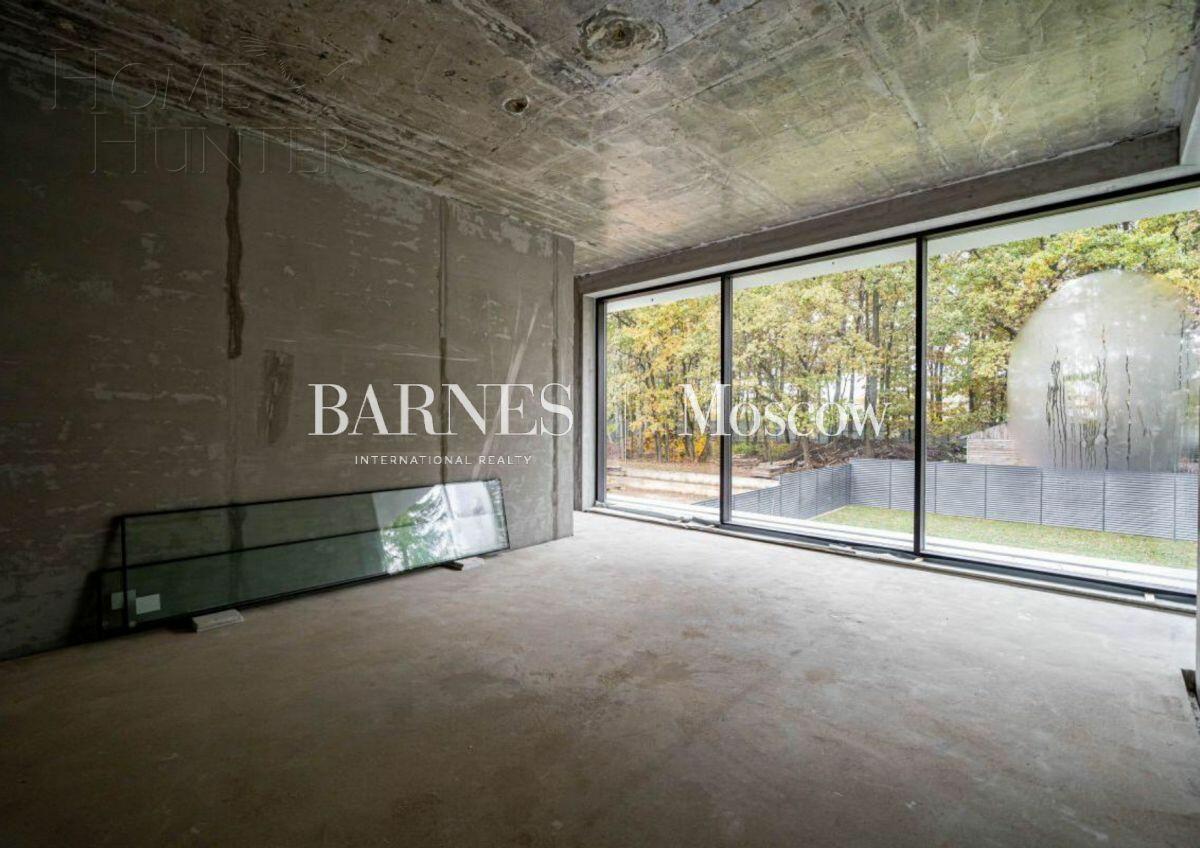 2-этажный коттедж 548 м² без отделки