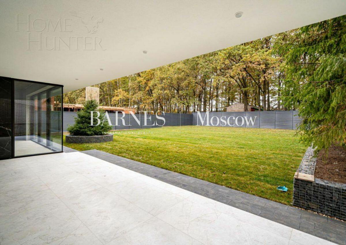 2-этажный коттедж 548 м² без отделки