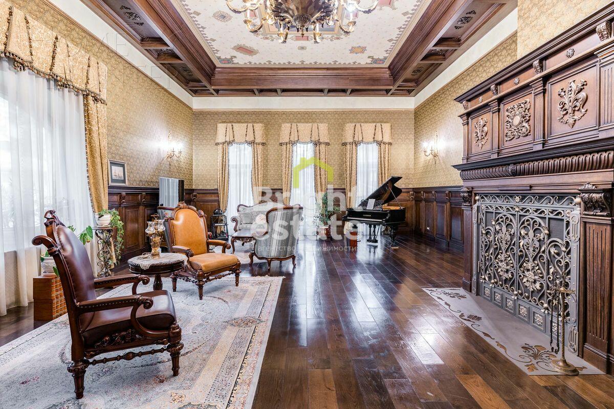 2-этажный коттедж 1 500 м² с отделкой