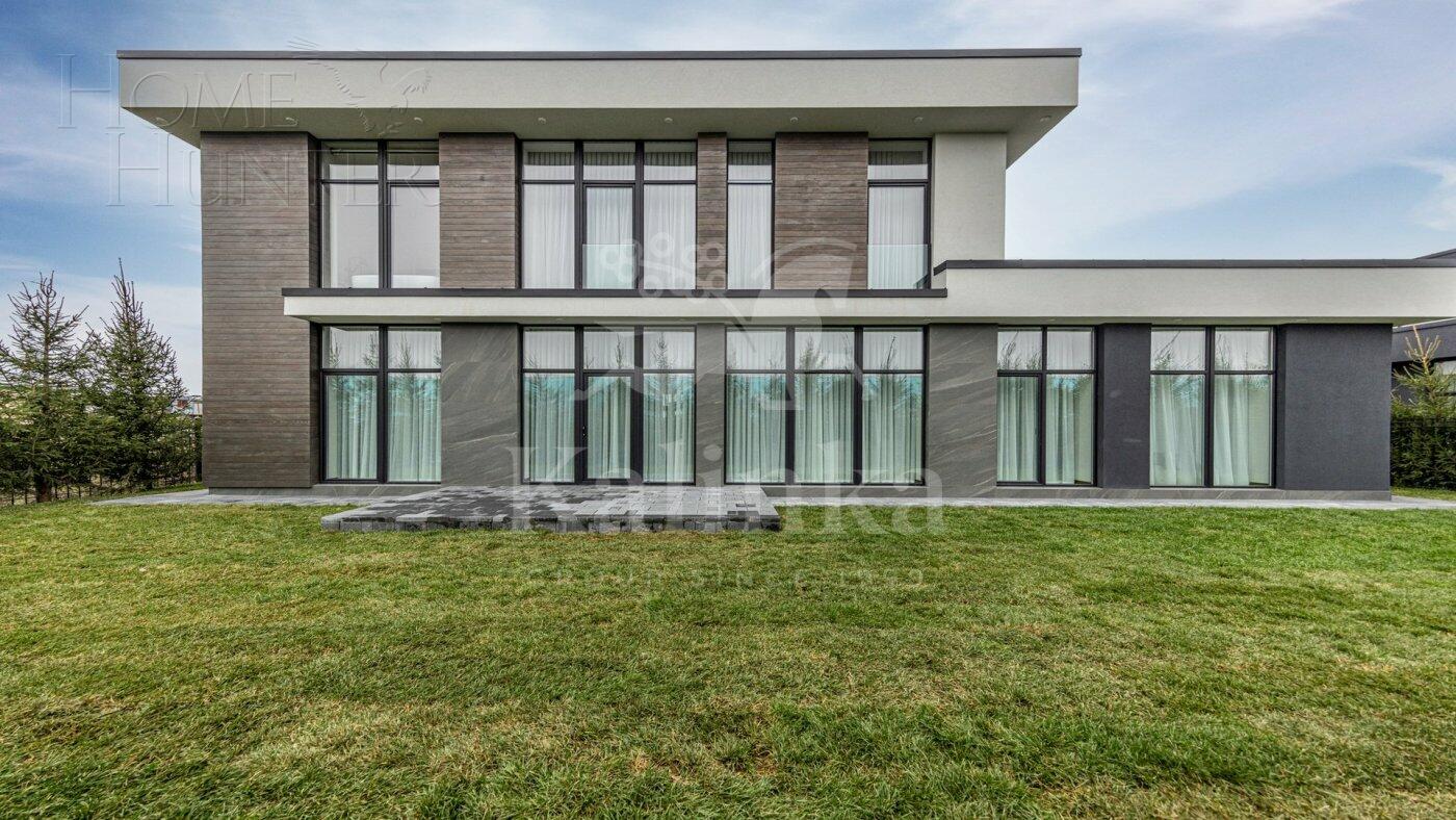 2-этажный коттедж 437.2 м² с отделкой