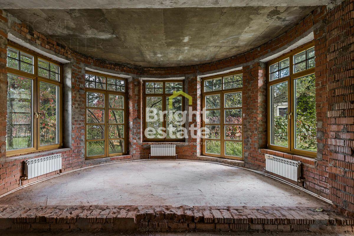 2-этажный коттедж 600 м² без отделки