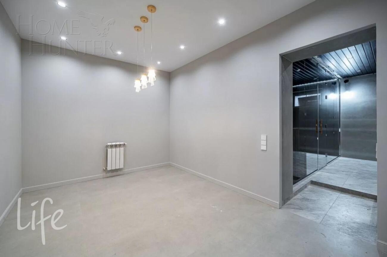 2-этажный коттедж 588 м² без отделки