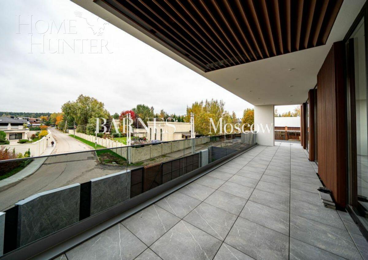 2-этажный коттедж 548 м² без отделки