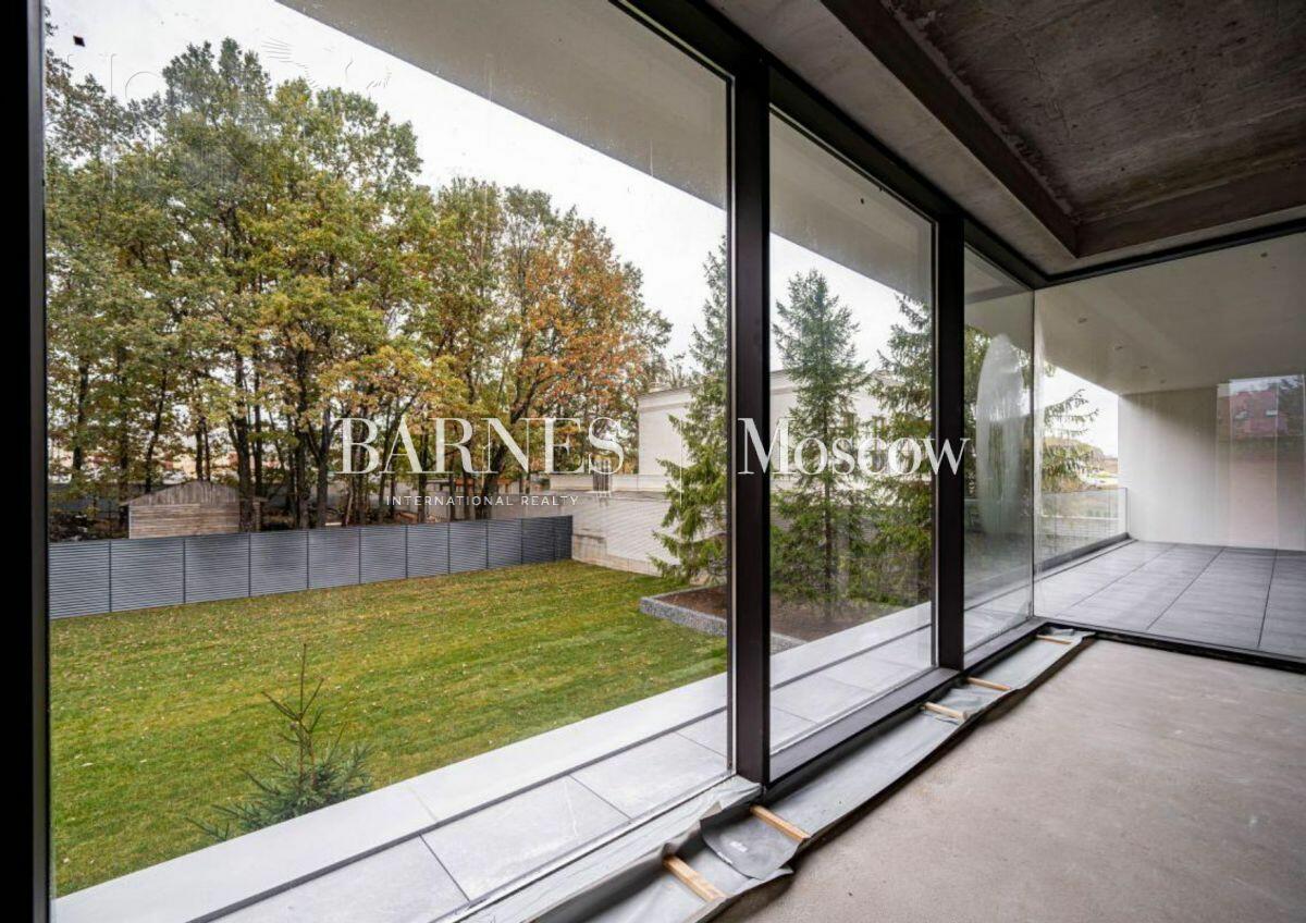 2-этажный коттедж 548 м² без отделки