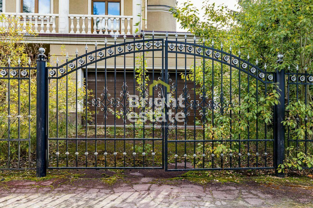 2-этажный коттедж 600 м² без отделки