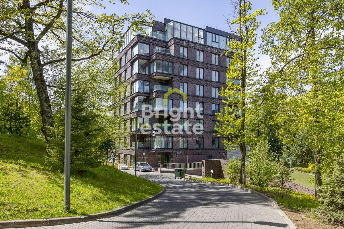 4-КОМН. КВАРТИРА С ОТДЕЛКОЙ 154 М² НА 2 ЭТАЖЕ