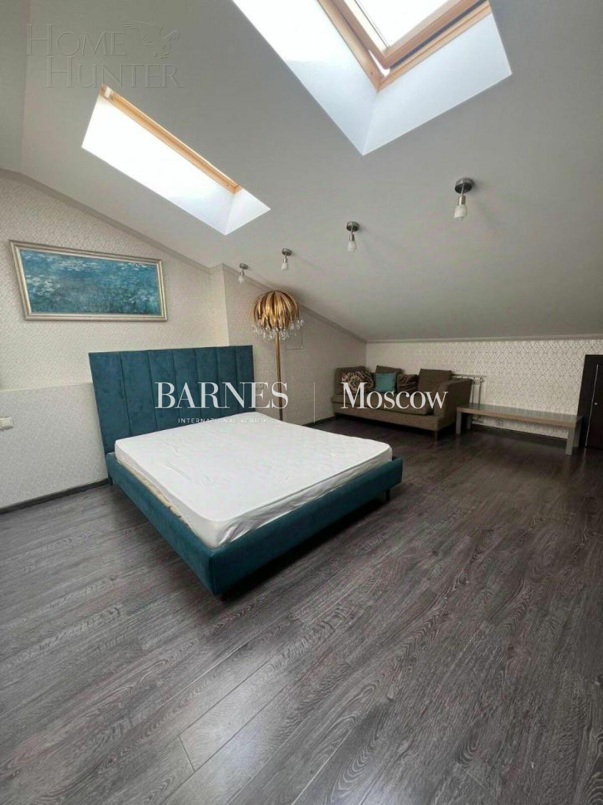 2-этажный таунхаус 440 м² с отделкой