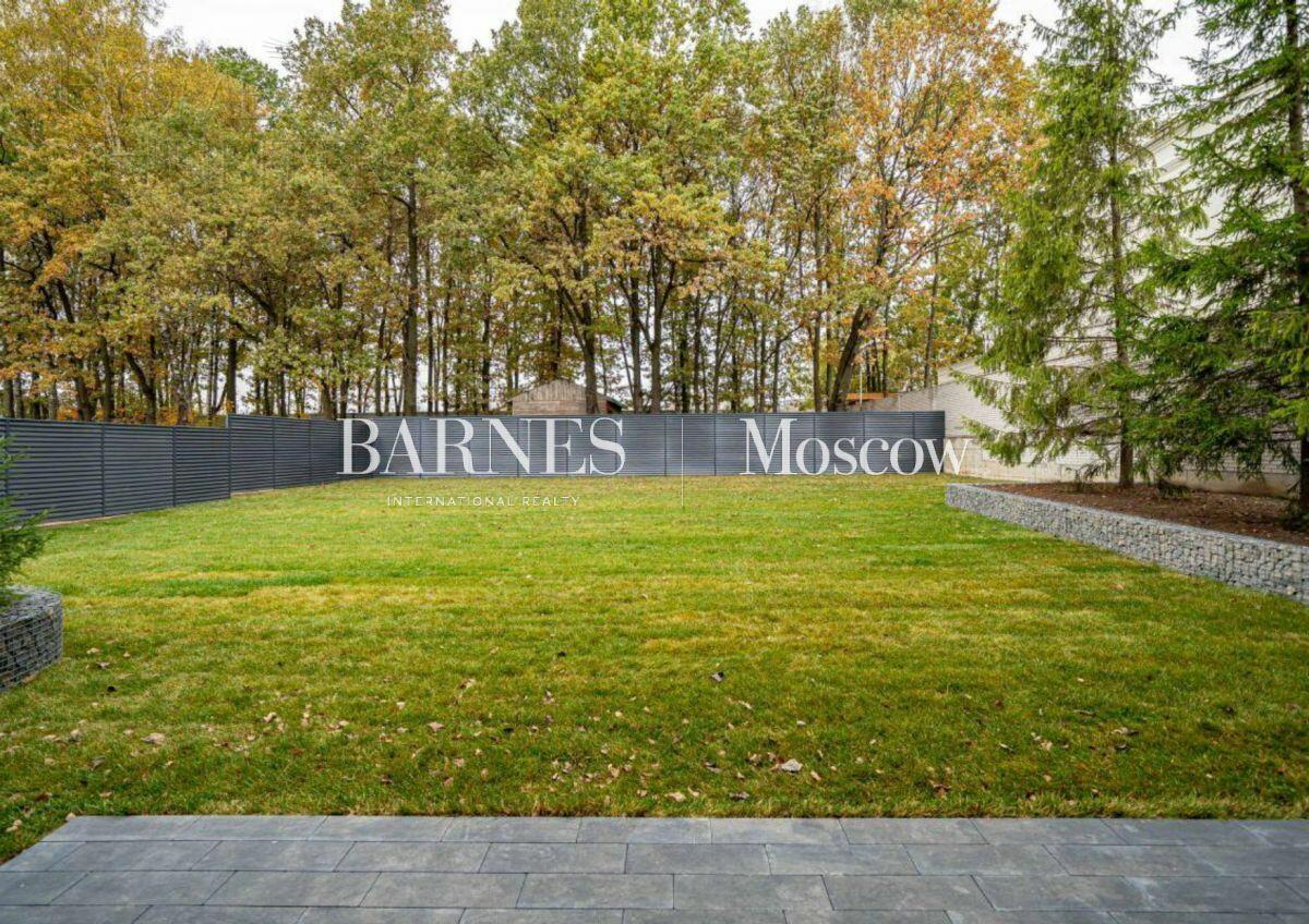 2-этажный коттедж 548 м² без отделки