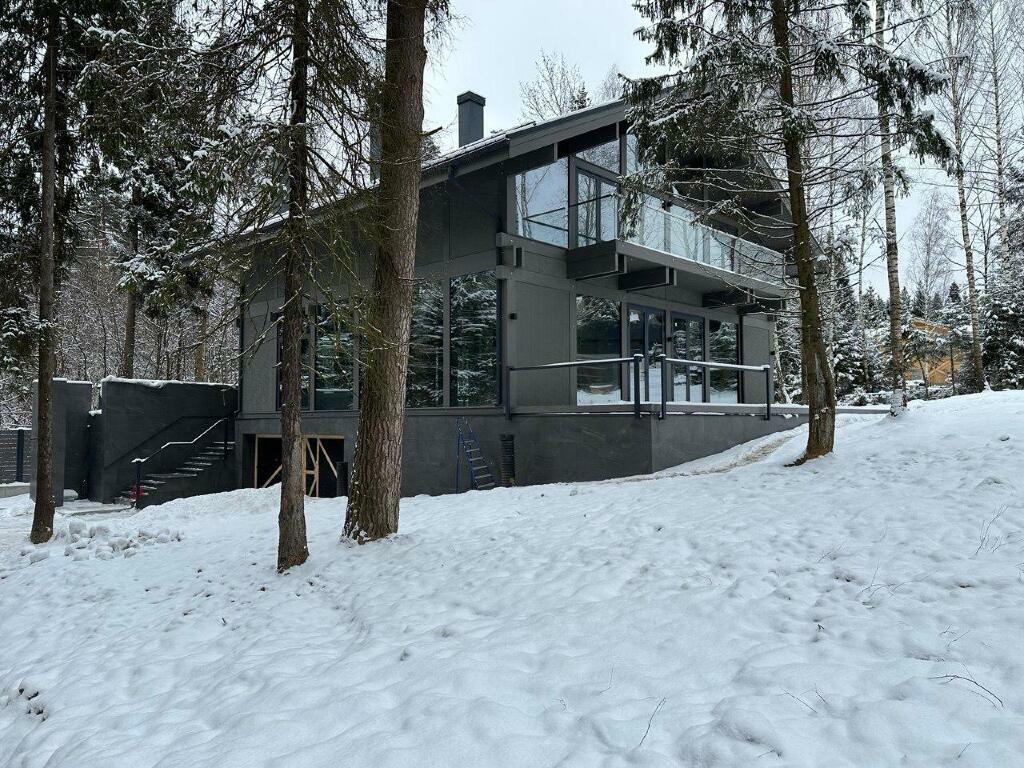 2-этажный коттедж 580 м² без отделки