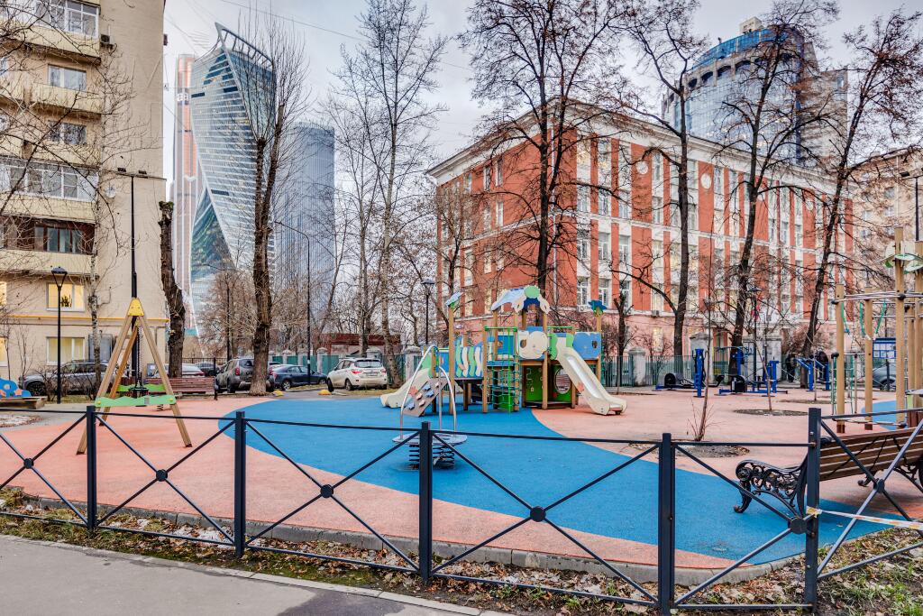 2-КОМН. КВАРТИРА С ОТДЕЛКОЙ 57 М² НА 4 ЭТАЖЕ