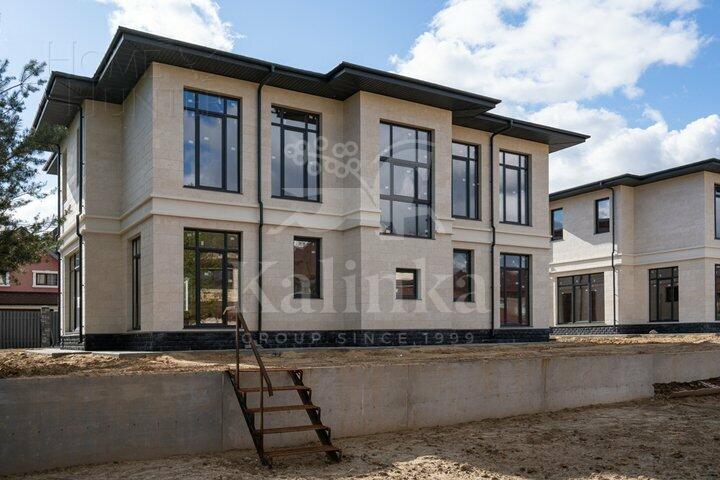 2-этажный коттедж 390 м² без отделки