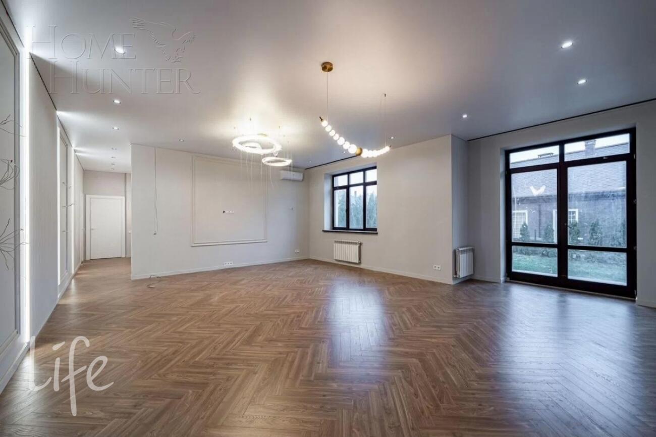 2-этажный коттедж 588 м² без отделки