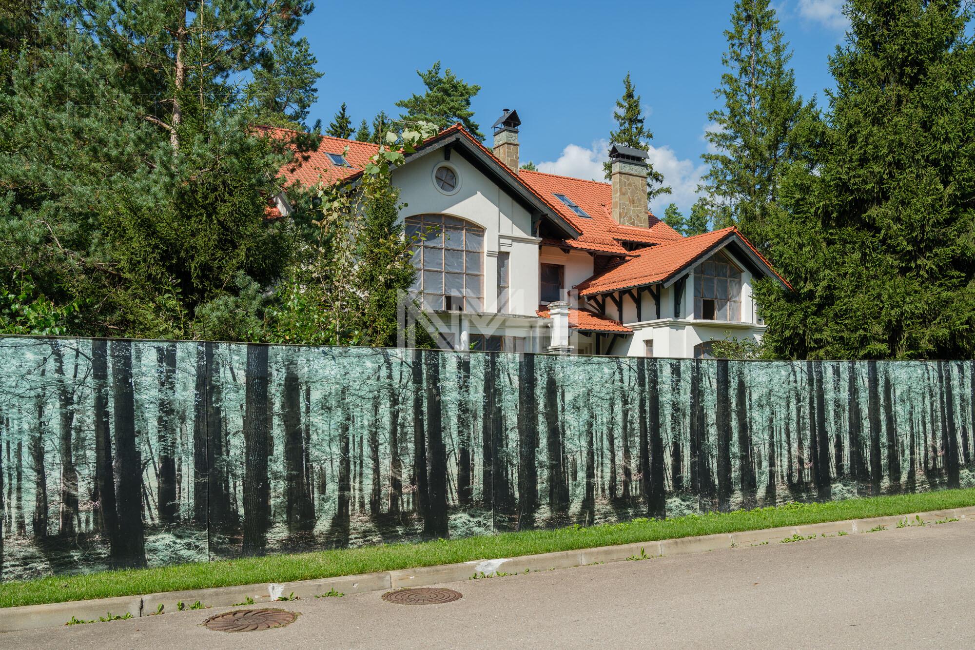 2-этажный коттедж 1 200 м² без отделки