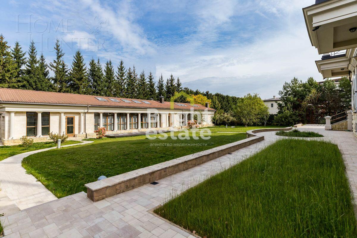 2-этажный коттедж 959 м² с отделкой