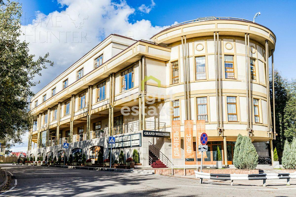 2-этажный коттедж 600 м² без отделки