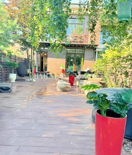 2-этажный таунхаус 440 м² с отделкой