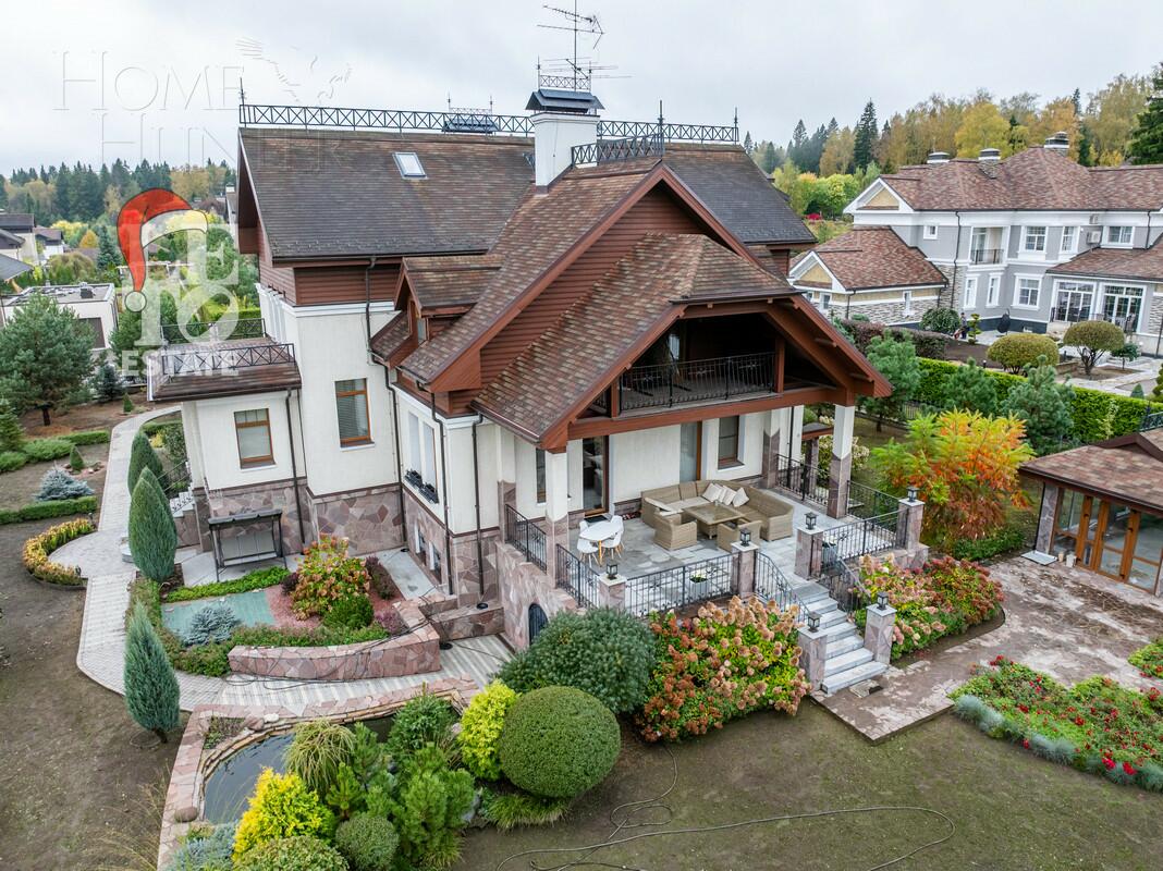 2-этажный коттедж 700 м² с отделкой