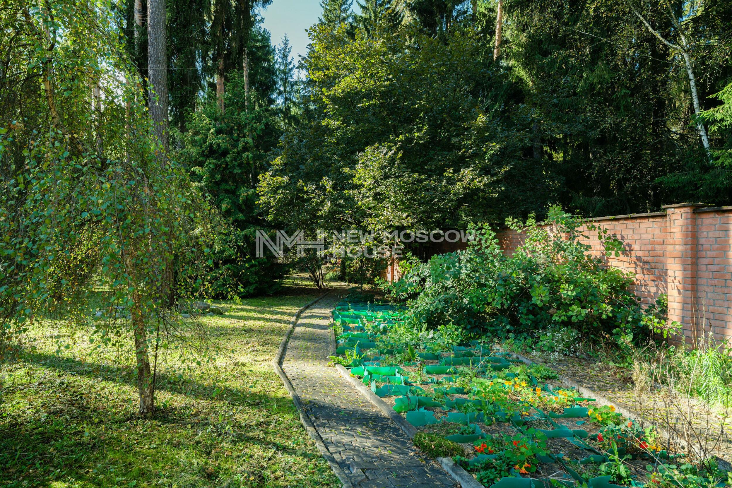 2-этажный коттедж 550 м² с отделкой