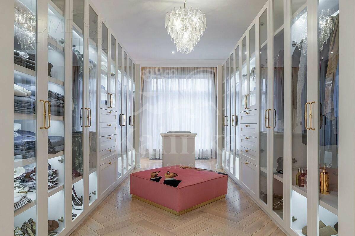 2-этажный коттедж 850 м² с отделкой