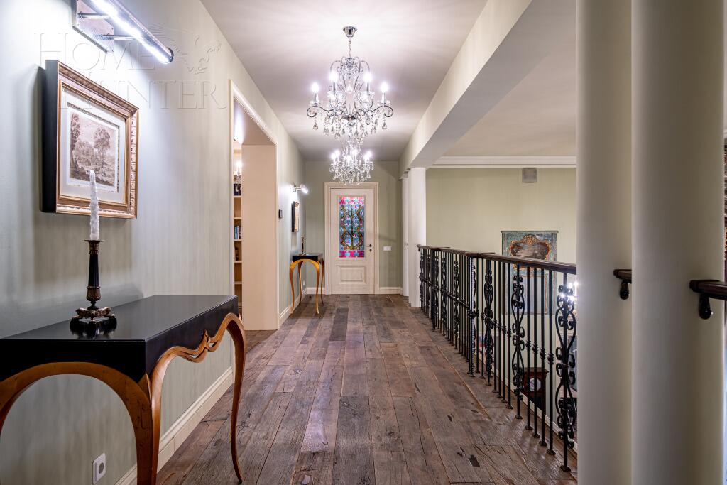 2-этажный коттедж 820 м² с отделкой