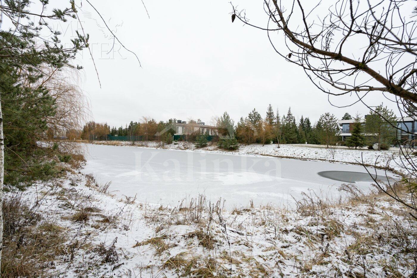 2-этажный коттедж 1 700 м² без отделки