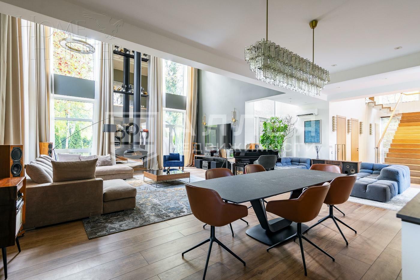 2-этажный коттедж 440 м² с отделкой