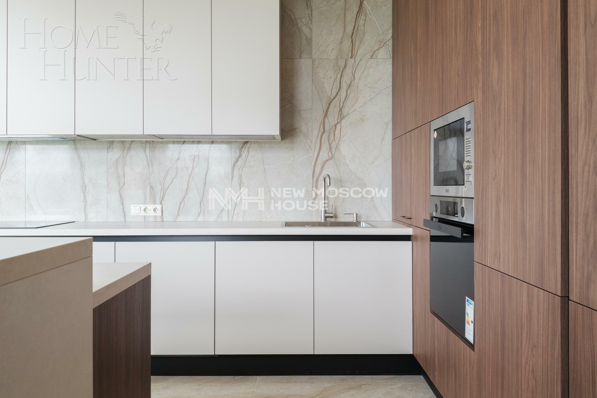 2-этажный коттедж 693 м² без отделки