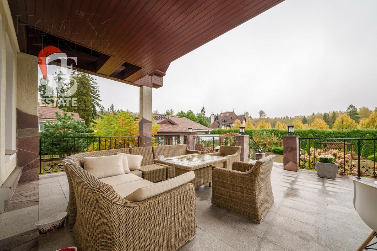 2-этажный коттедж 700 м² с отделкой