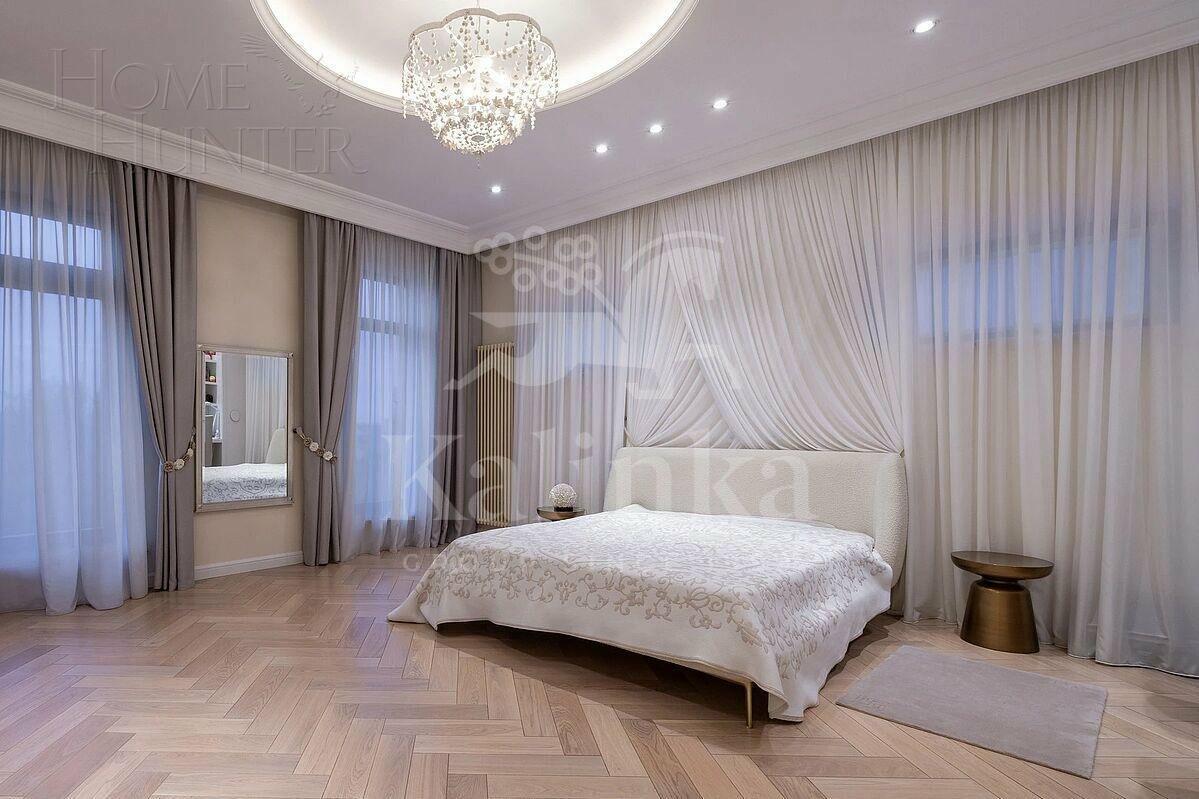 2-этажный коттедж 850 м² с отделкой