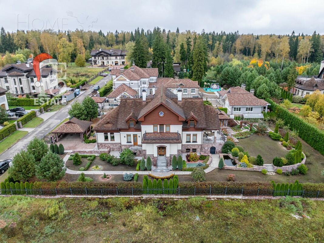 2-этажный коттедж 700 м² с отделкой