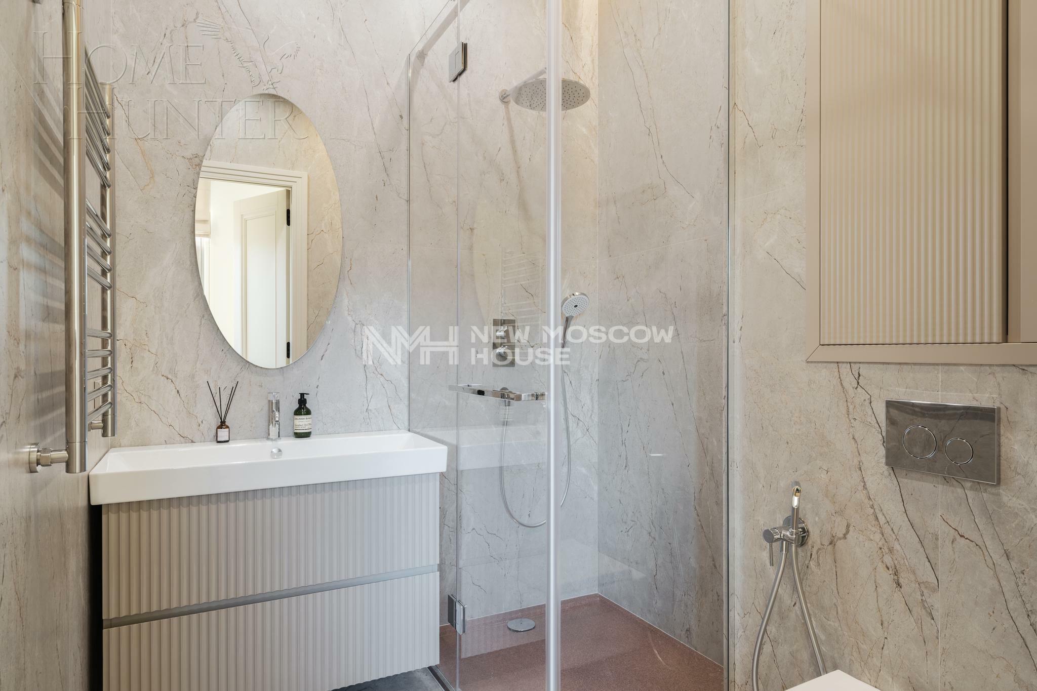 2-этажный коттедж 352 м² с отделкой