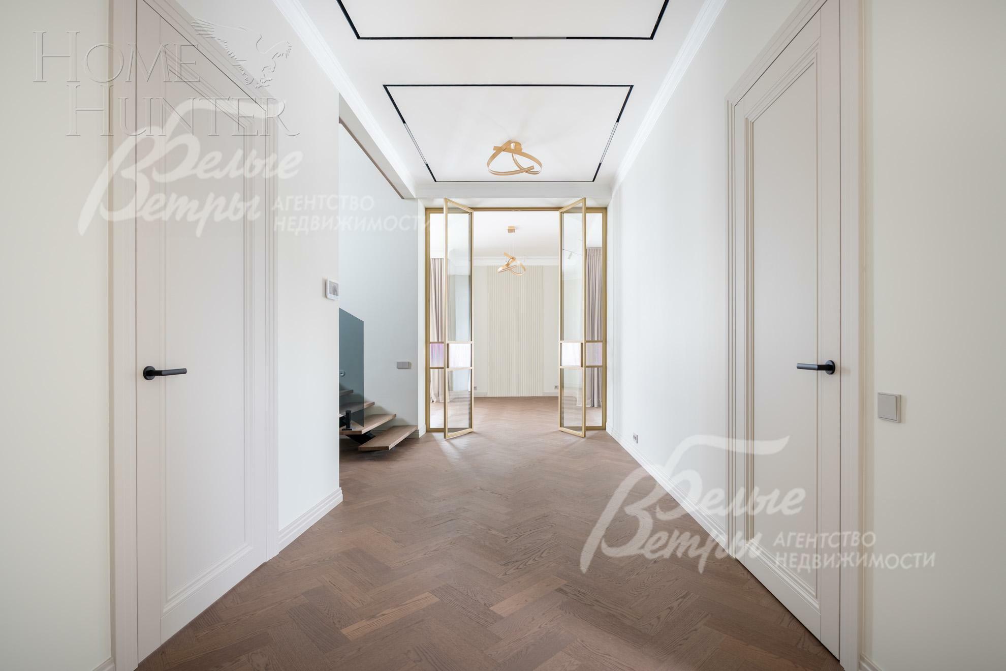 2-этажный коттедж 323 м² с отделкой