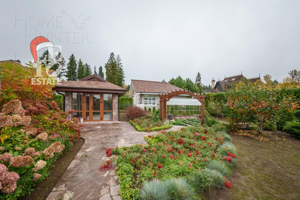 2-этажный коттедж 700 м² с отделкой