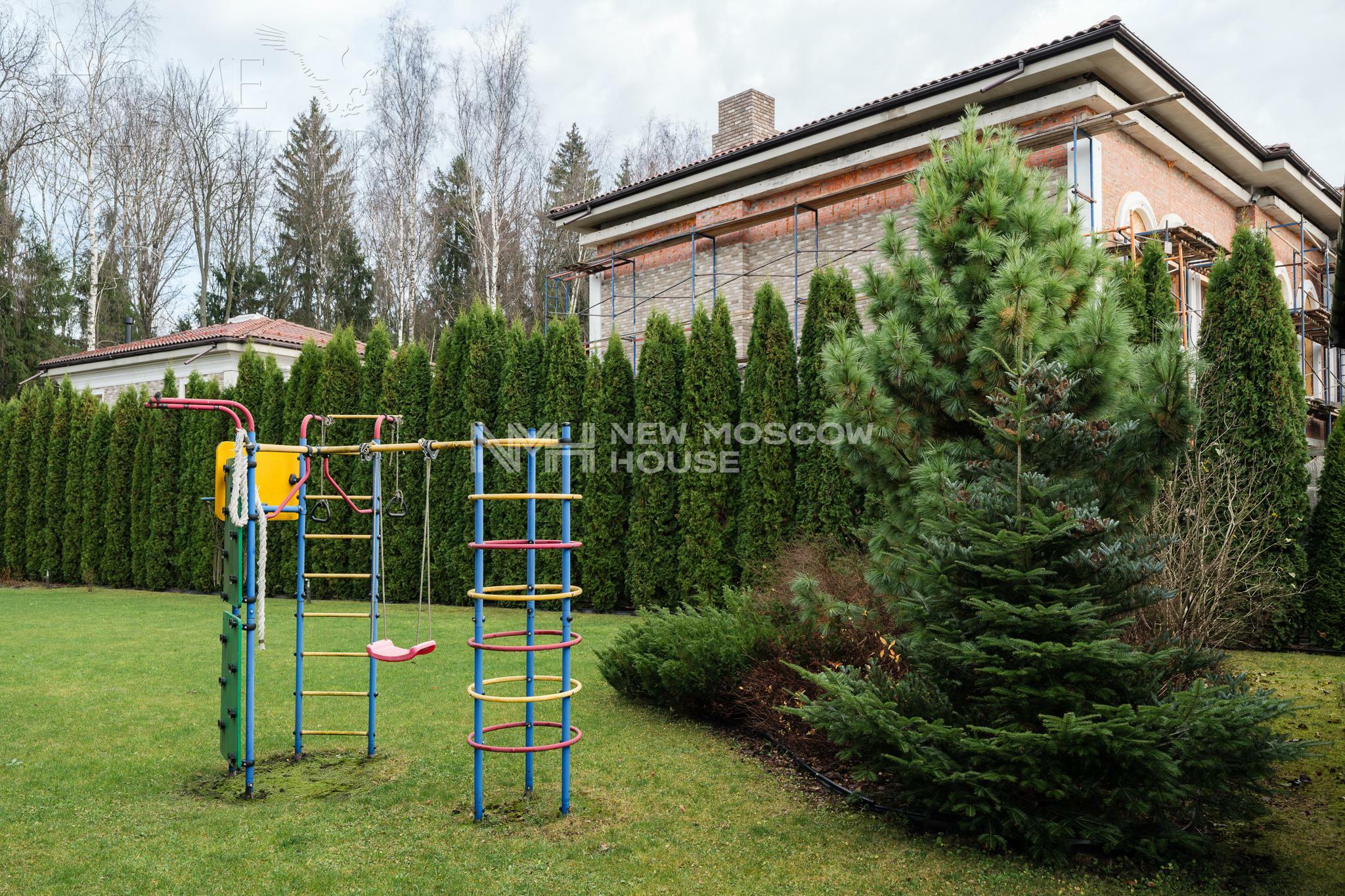 2-этажный коттедж 438 м² с отделкой