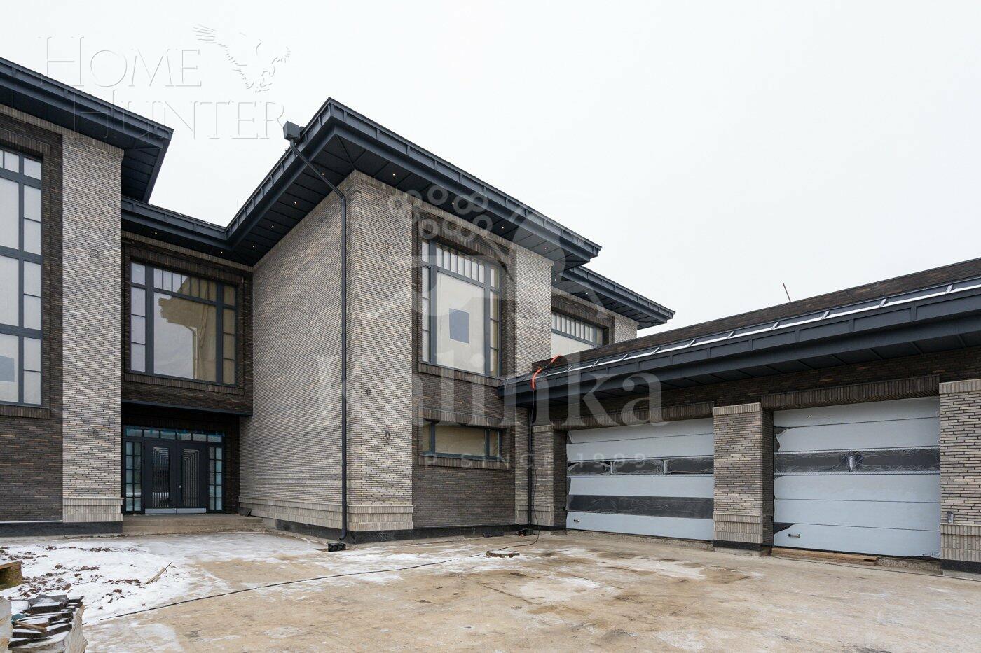 2-этажный коттедж 1 700 м² без отделки