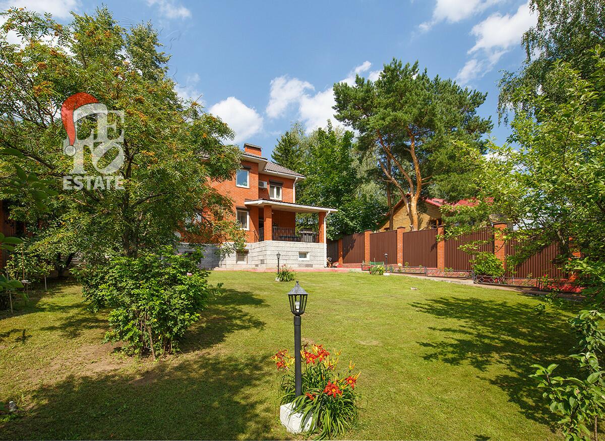 3-этажный коттедж 406 м² с отделкой