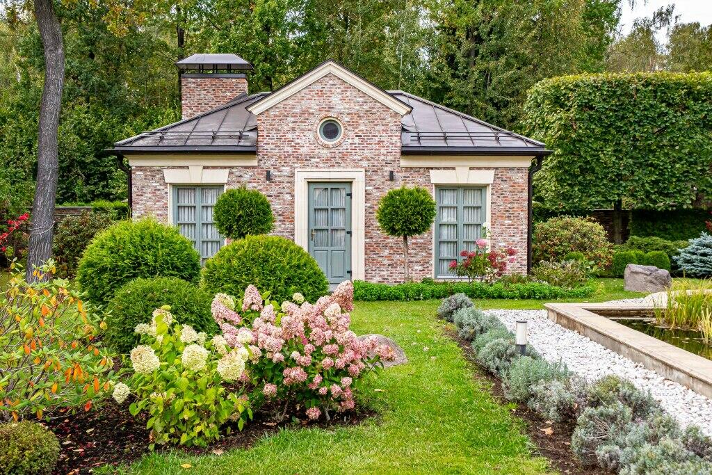 2-этажный коттедж 820 м² с отделкой