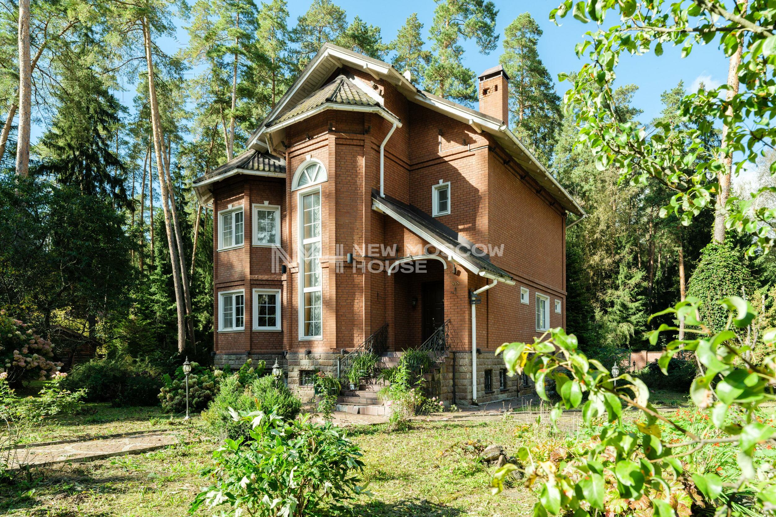 2-этажный коттедж 550 м² с отделкой