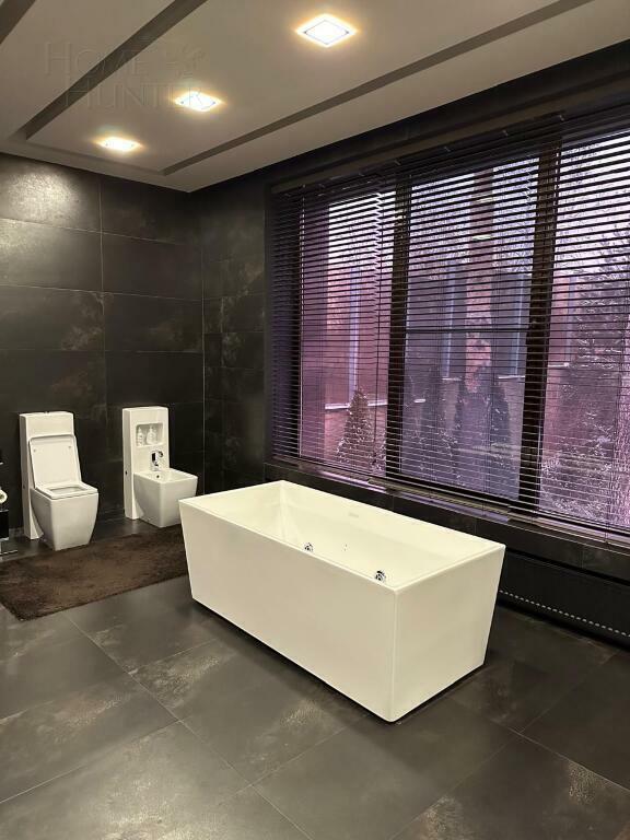 2-этажный коттедж 450 м² с отделкой