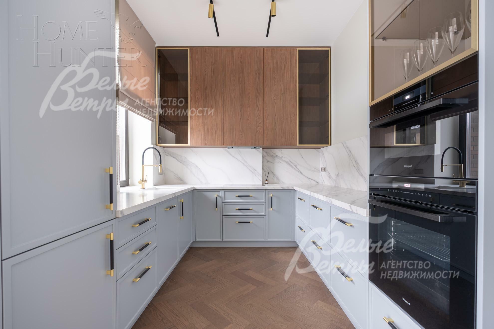 2-этажный коттедж 323 м² с отделкой