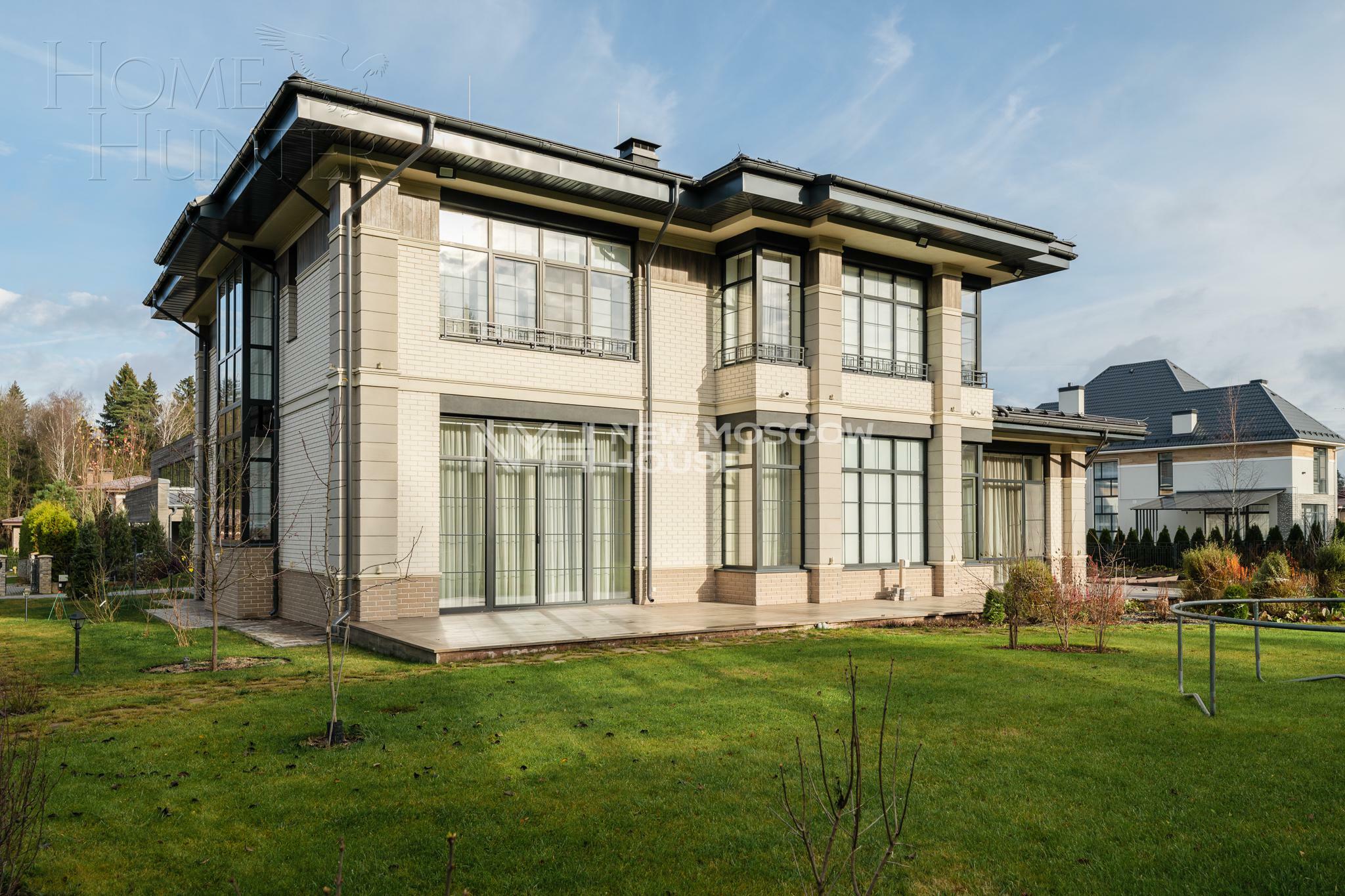 2-этажный коттедж 650 м² с отделкой