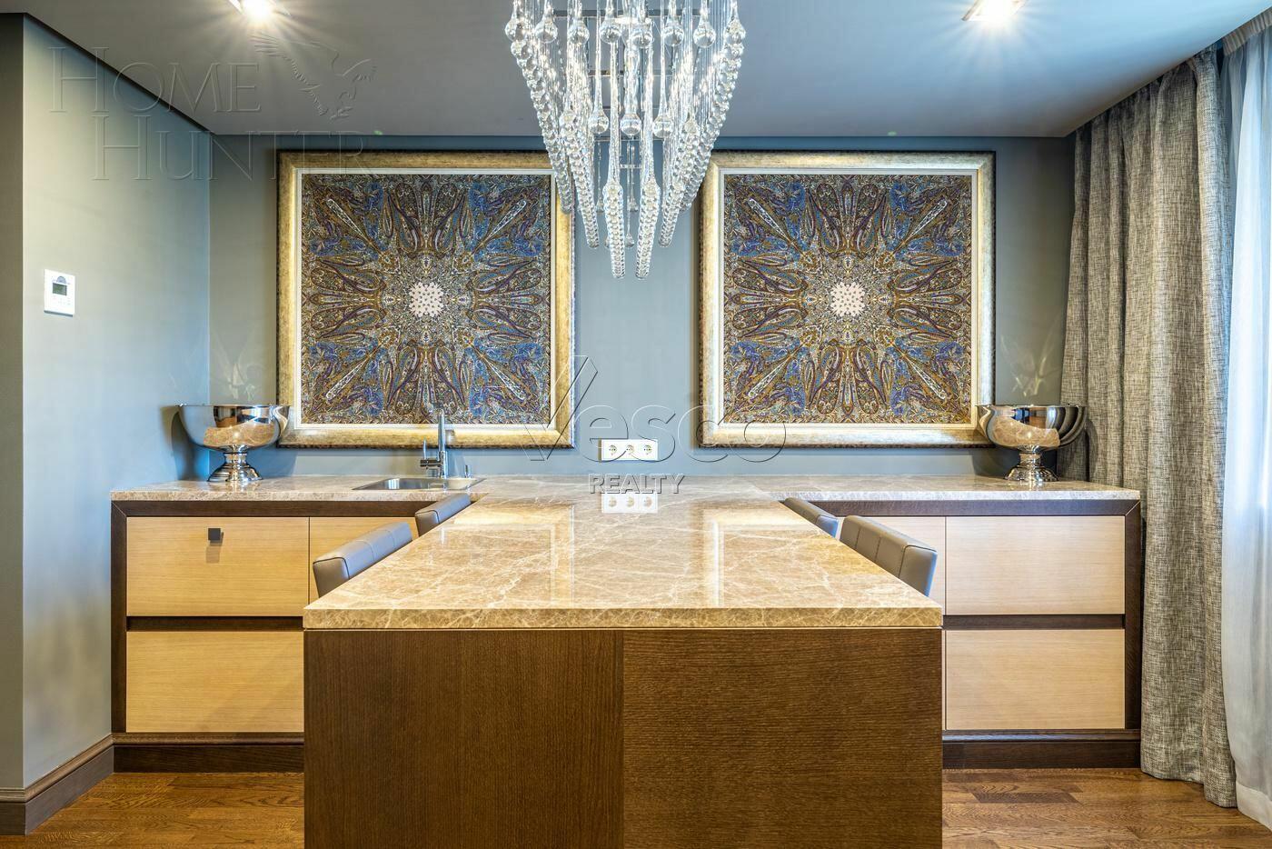 2-этажный коттедж 1 065 м² с отделкой